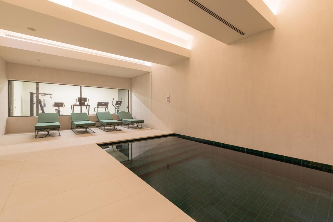 Luster Hotel — Photos 3
